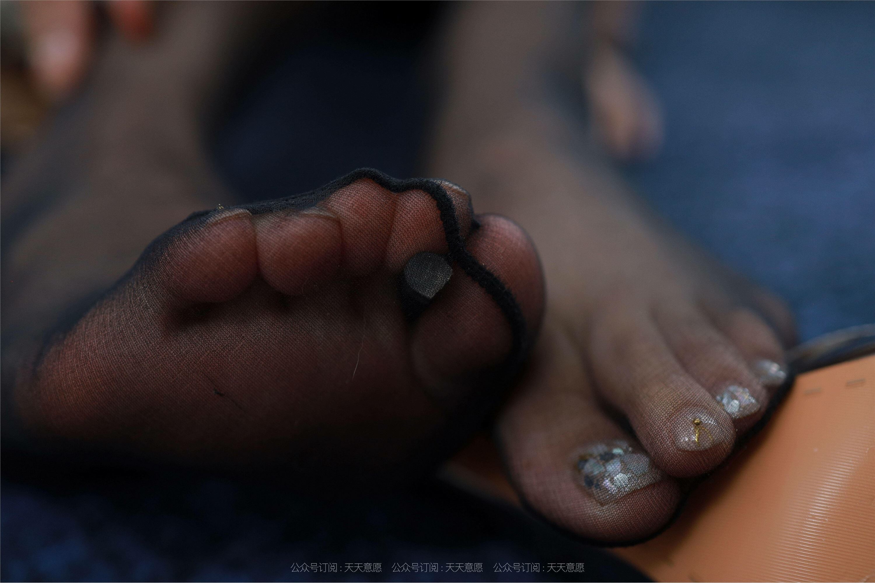 IESS异思趣向  2021.08.17 丝享家892：秋秋《姓感黑玫瑰》